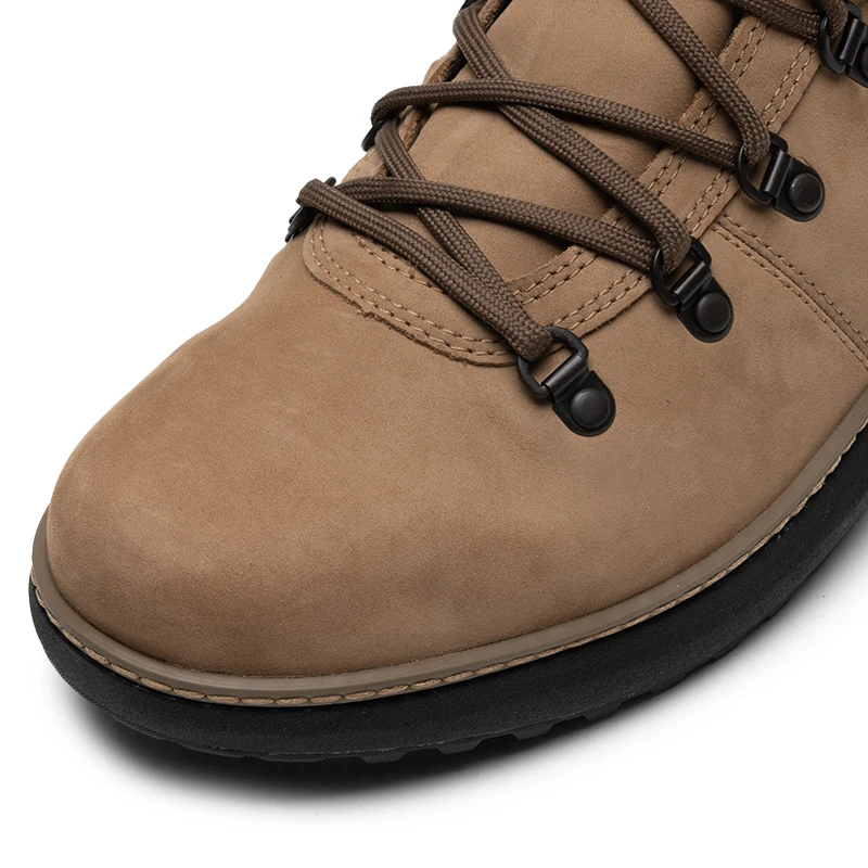 أحذية تمبرلاند عالية الجودة للرجال ذات نعل سميك لزيادة الارتفاع أحذية رياضية خارجية للمشي لمسافات طويلة A69Rden3