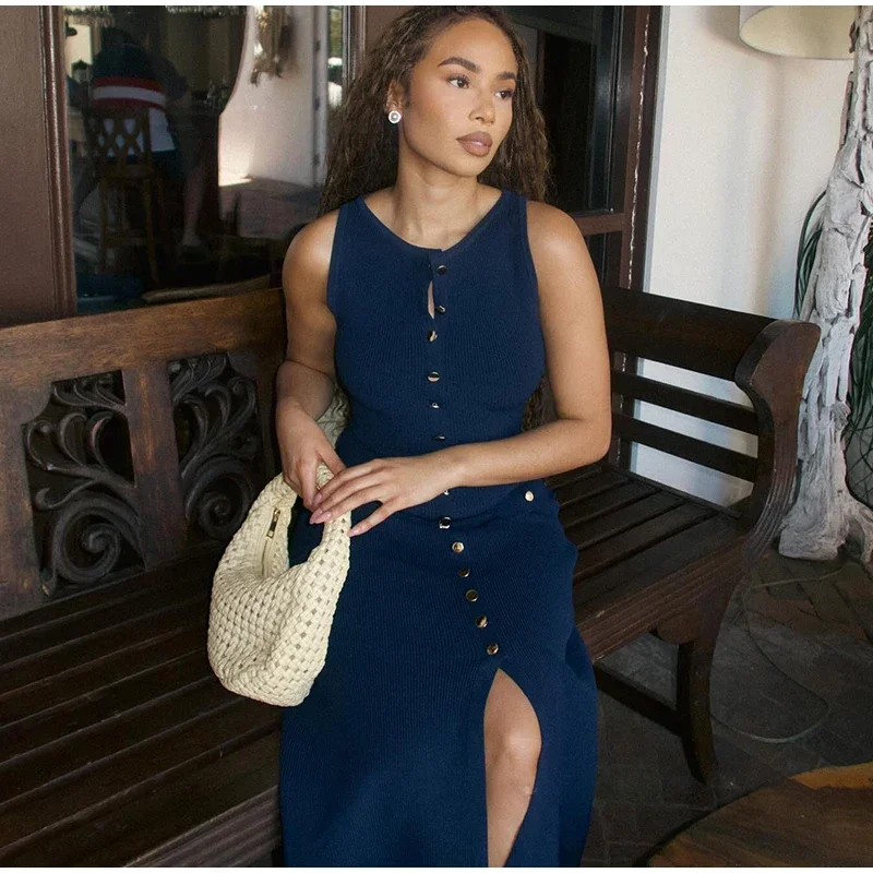 2024 Zomer Elegante Dame Gebreide Single Breasted Lange Jurken Vrouwen Solid Mouwloze O Hals Knop Bodycon Party Vrouwelijke Vestidos