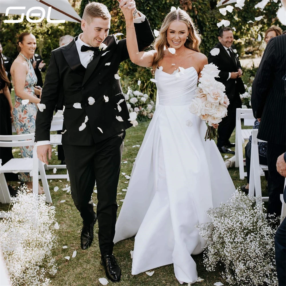 Simples vestido de casamento plissado cetim, trem longo destacável, colher colarinho, elegante vestido nupcial sereia sem encosto