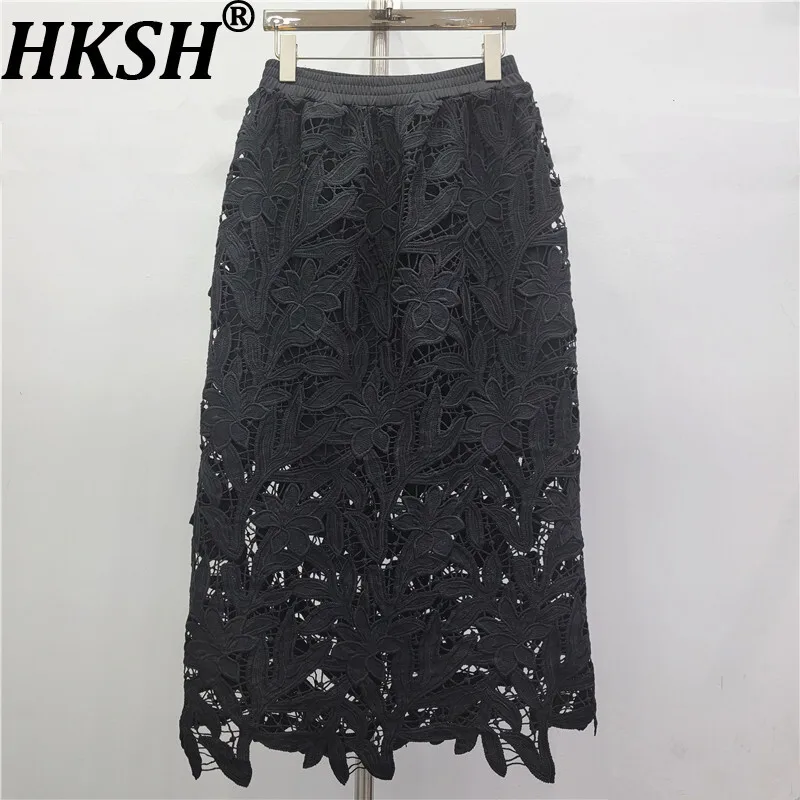 

HKSH Spring Autumn New Women Skirt Elastic Waisted Hollow Out Lace Versatile Sexy Elegant Ins Chic Sweet High-end Skirts HK16781