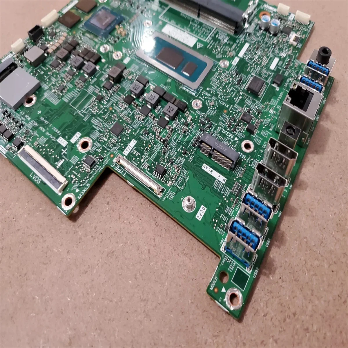 

0WW0GD For Inspiron 27-7710 212033-1 i7-1255U MX550 2GB