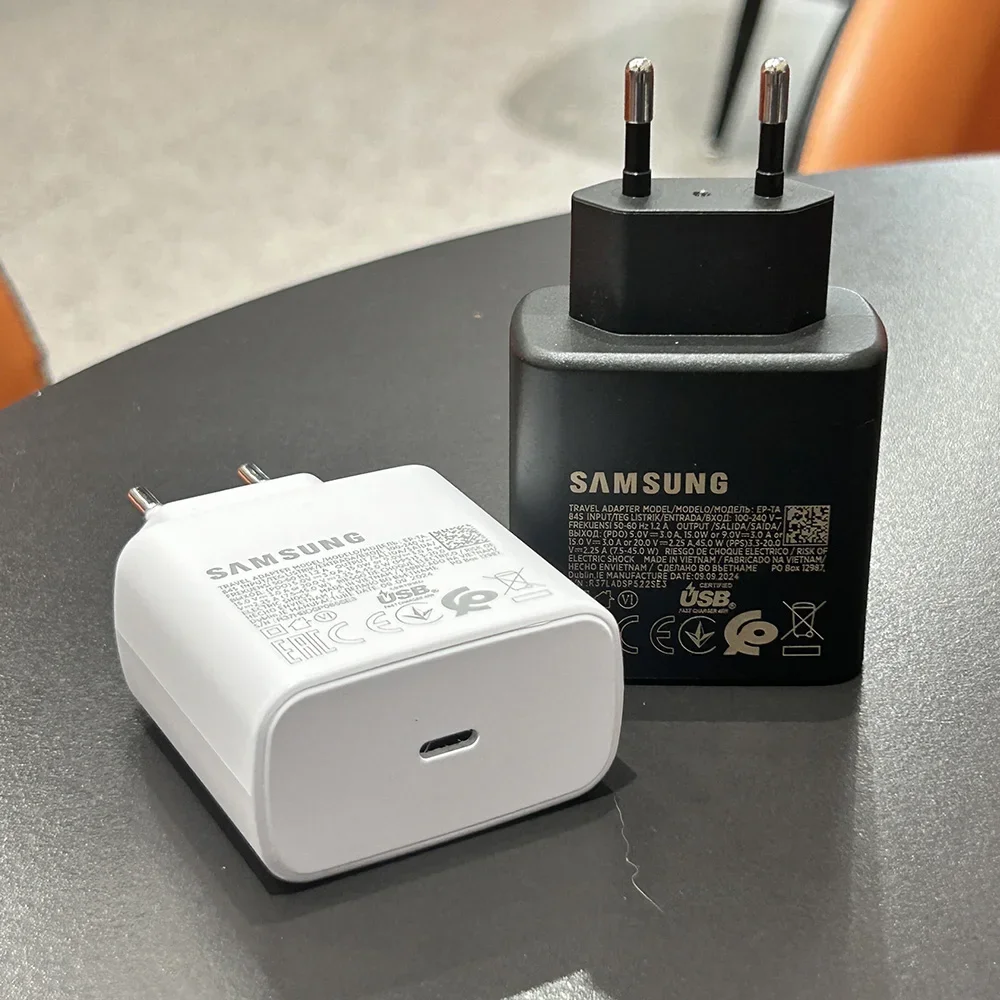 サムスン 45W PD充電器 超急速充電 Galaxy S25 Ultra Plus FE S24 S23 S22 A56 A55 A36 A17 EUアダプター 5A Type-Cケーブル