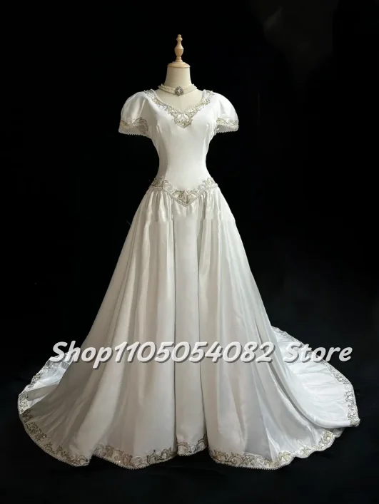 Customized Traditional Elegant Wedding Dress V-neck Short Sleeve Lace Embroidery Retro Medieval Style A-line Train and Floor