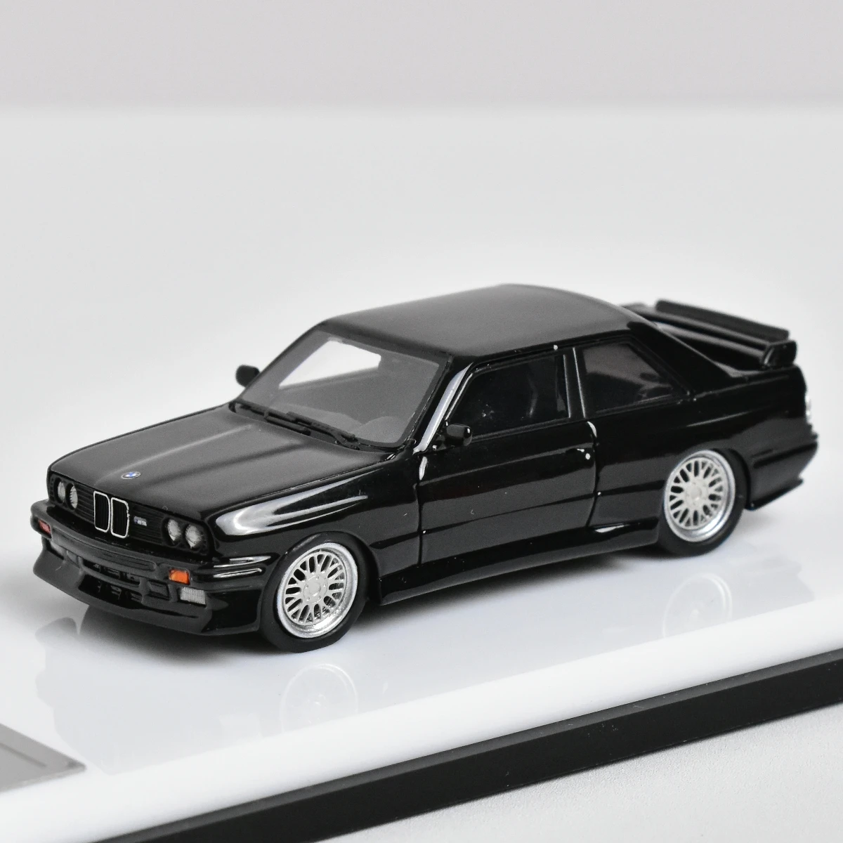 SM ScaleMini 1:64 M3 E30 samochód Model odlewu