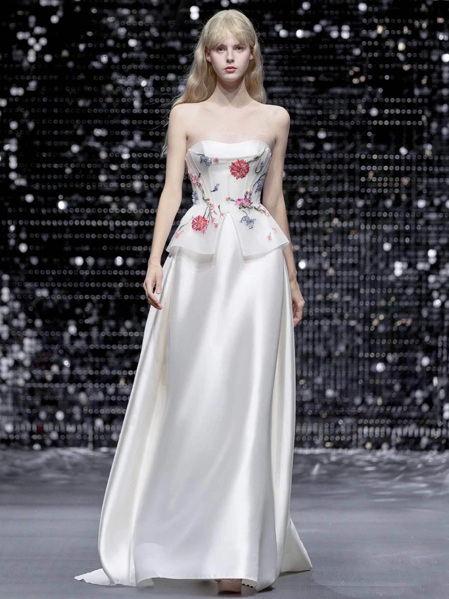 

Ele Satin Morning Robe Wedding Dr with Strapl Design for Women Birthday Celebration Luxury Long Gown Evening Gown