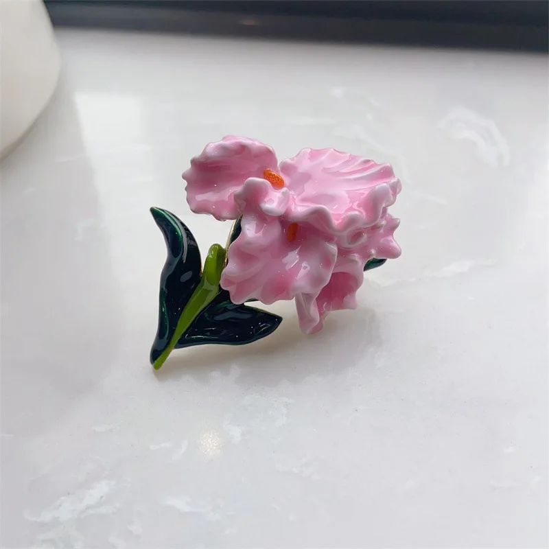 Garden Iris Brooch Women's Botanical Art Pin Corsage Accessories Upscale Suit Neckline Accessories