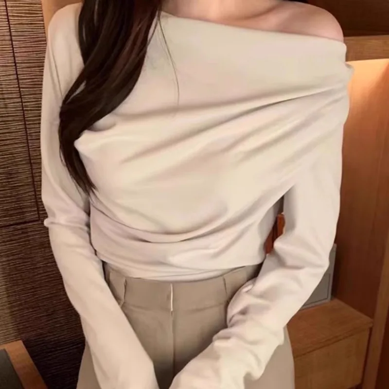 Neploe Skew Collar Off Shoulder T-shirts 2024 Spring New Slim Fit Ruched Tops Women Y2k Long Sleeve All-match Tee Shirt