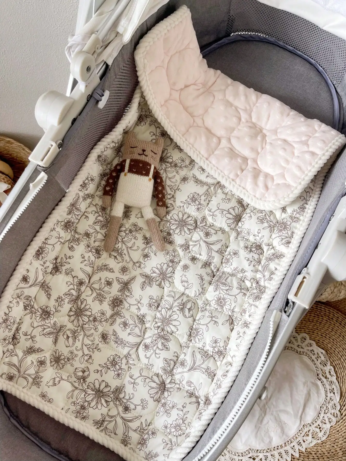 Baby Stroller Cushion, Quilted Universal Stroller Seat Liner, Soft Breathable Infant Buggy Pad for Baby Stroller