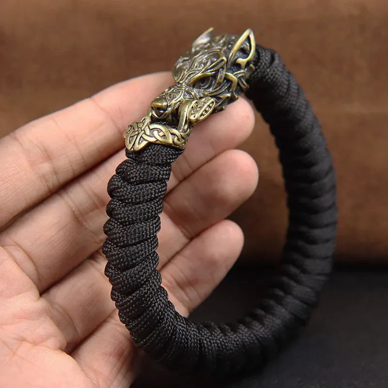 Armadura Wolf Warrior hebilla de latón EDC al aire libre DIY tejido Paracord pulseras de supervivencia suministros accesorios Retro paraguas cuerda cuentas