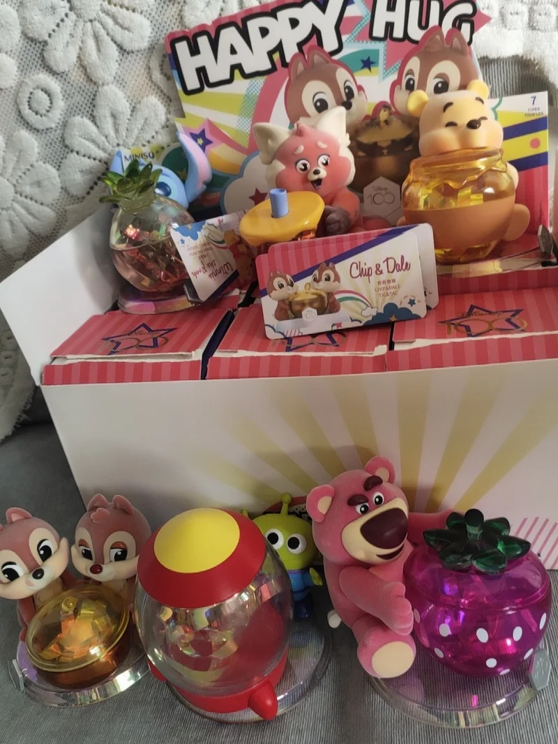 

Disney Anniversary Series Blind Box Happy Embrace Theme Anime Figure Kawaii Mini Decor Caja Ciega Mystery Box Guess Bag Toy Gift