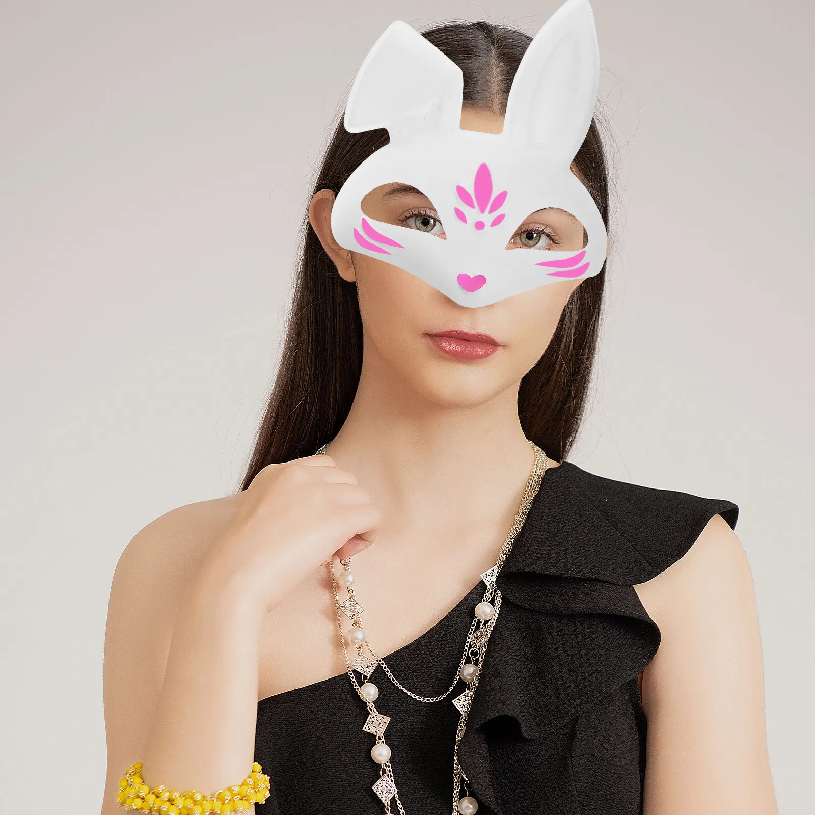 

4Pcs White Blank Animal Masks PVC Fox Rabbit DIY Paintable Masquerade Masks for Halloween Cosplay Party Women Stage Performance