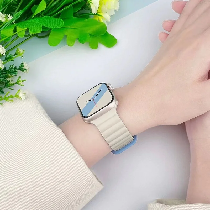 Apple Watch Ultra 2 49mm 45mm 38mm 42mm 41mm 46mm、iWatch Series 10 9 6 5 7 8 SE対応 マグネット式シリコンバンド