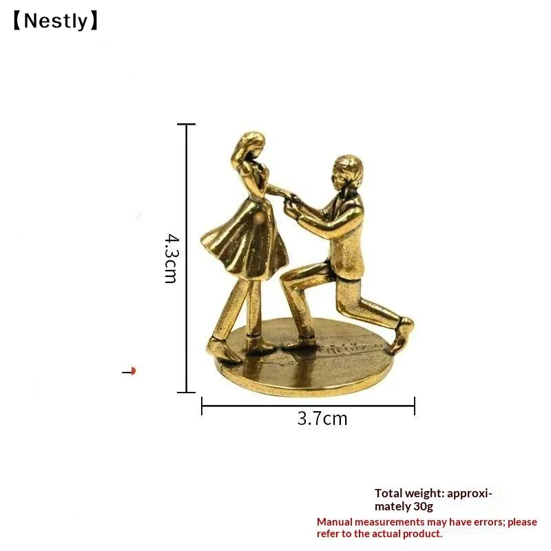 Vintage Zinc Alloy Proposal Couple Figurine Handcrafted Design For Anniversary Gift Wedding Home Tabletop Decor〔Nest〕