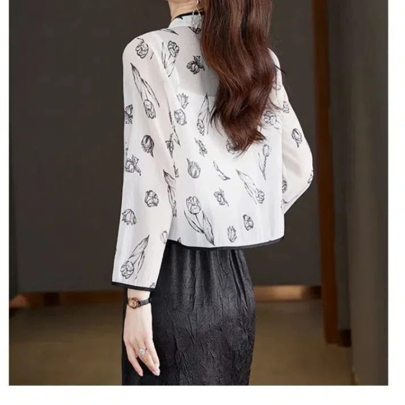 2024Summer Women\'s Casual Fashion Elegant Commuting New Chinese style Plate ButtonPrinted Button Chiffon Simple Thin Small Shawl