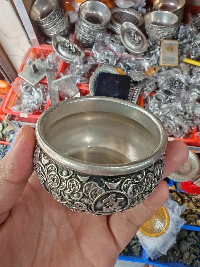Vintage Money Bowl Decorative Figurine Resin Treasure Bowl Statue Silver Tone Relief Craft Ornament for Home Desktop Shelf Decor