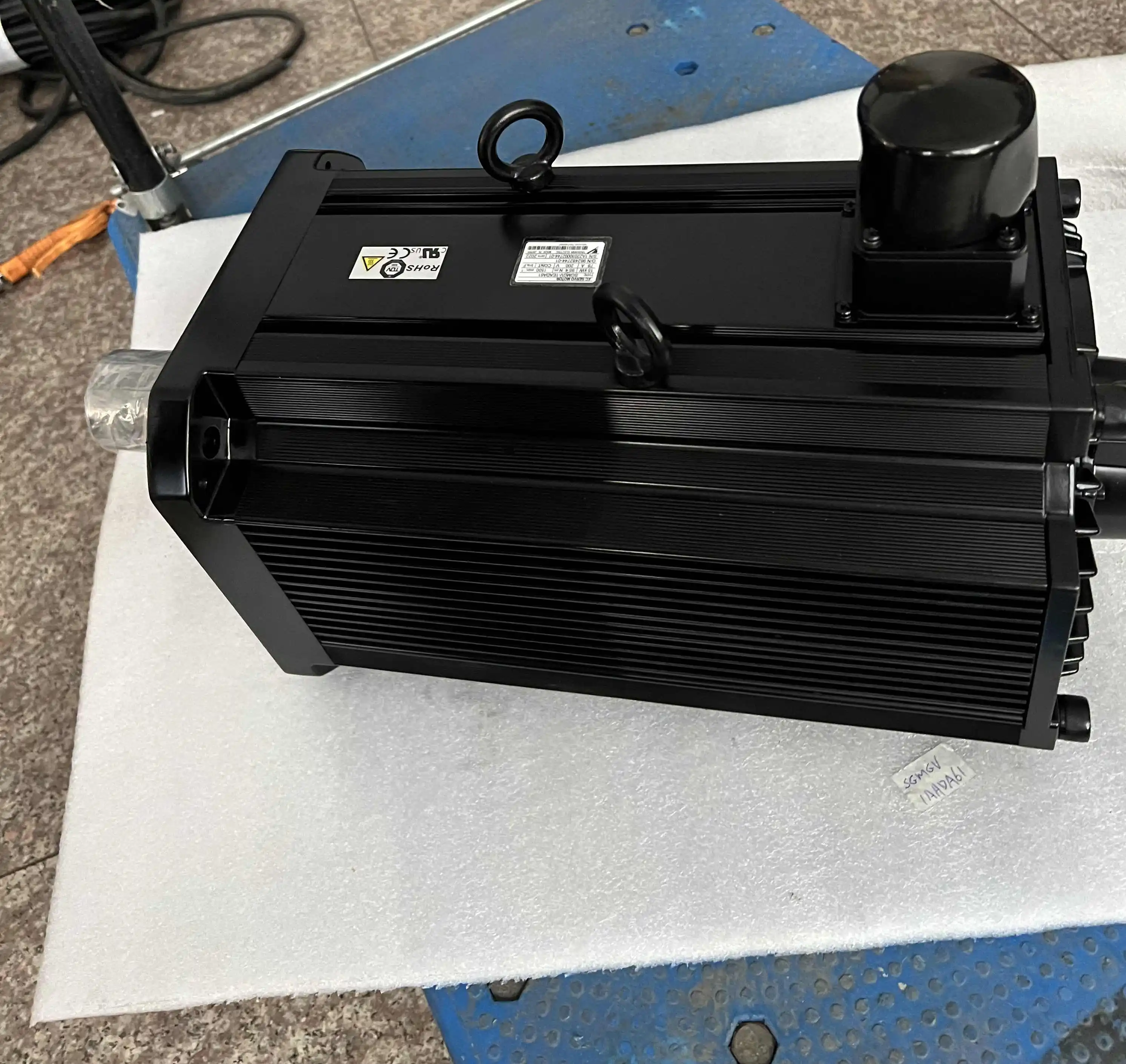 Servomotore CA CNC originale PLC YASKAWA SGMGV-1EADA61