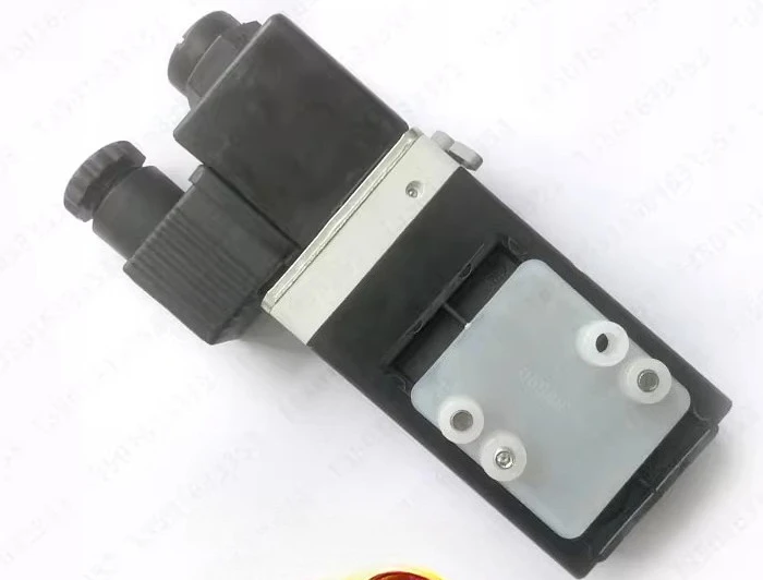 

791N024DWD1MN00 Solenoid valve original 791N230AWD1MN01/791N024DZD11N00