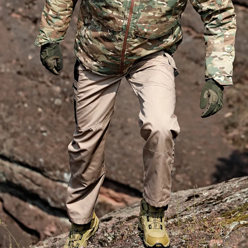 Calças táticas impermeáveis para homens, calças de caminhada ao ar livre, macacão de treinamento resistente ao desgaste, calça de bolso múltiplo, 2024