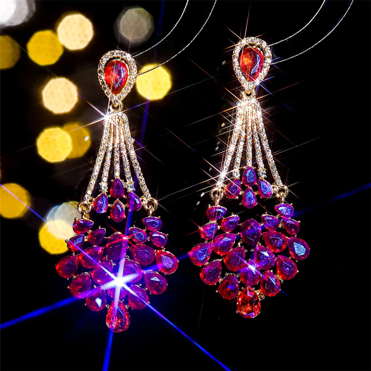 Vintage Crystal Drop Earrings Hollow out Rhinestone Dangle Earrings for Women Fashion Jewelry Gift