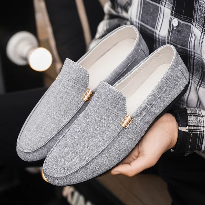 Fashion Men Casual Shoes Luxury Brand Men Loafers Breathable Comfort Slip-on Mens Driving Shoes lightweight Lazy Shoes Moccasins