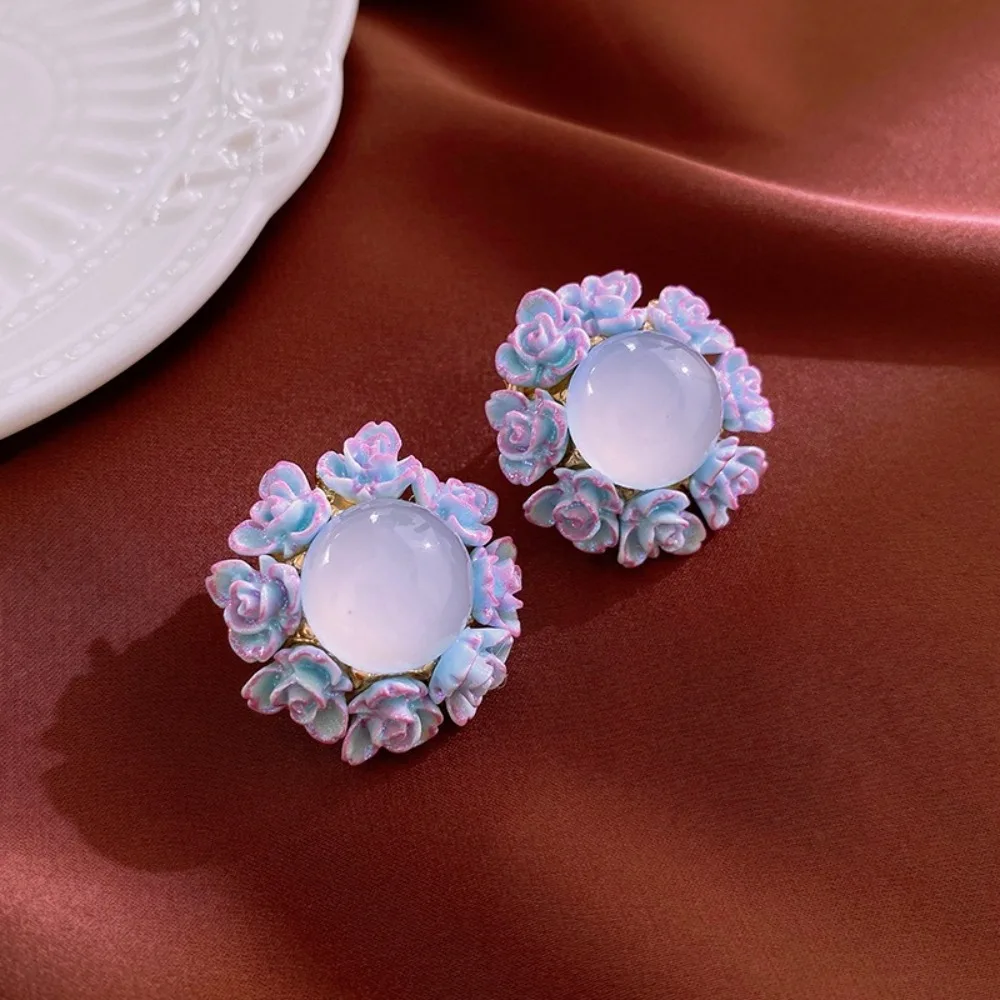 

Trendy Light Luxury Flower Stud Earrings Rose Ear Jewelry Bohemian Earrings Women Crystal Charms Sweet Flower Earrings Party