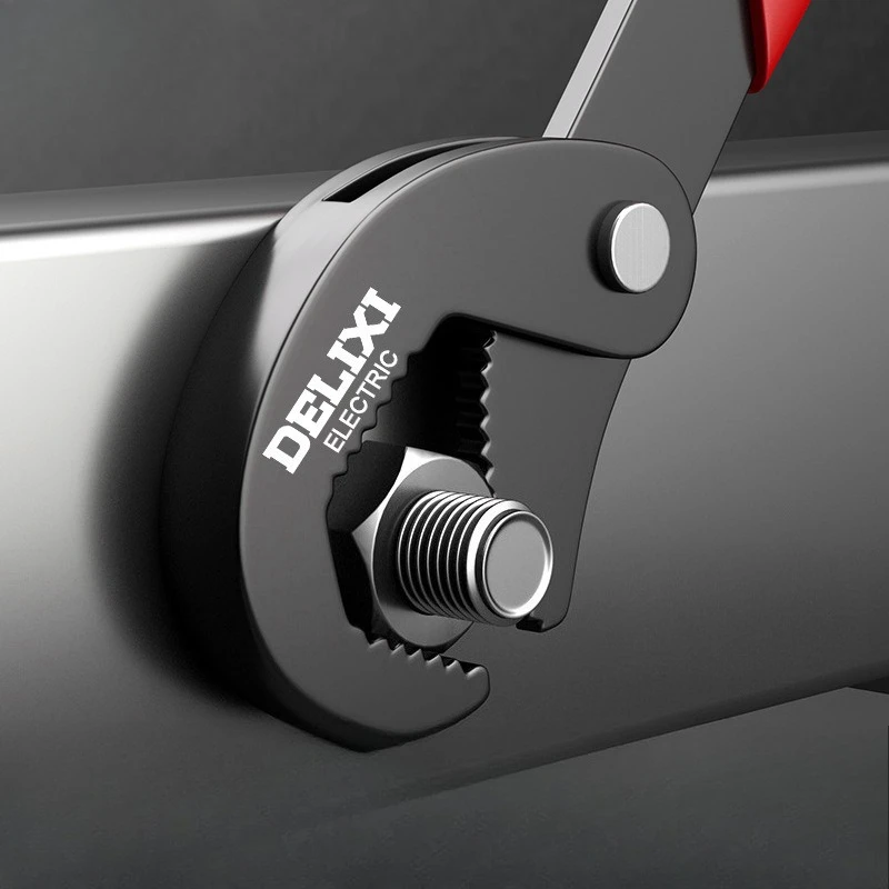 Adjustable Pipe Wrench Universal Self Adjusting Jaw Tool for Fastening and Loosening Nuts Bolts Manual Universal Wrench