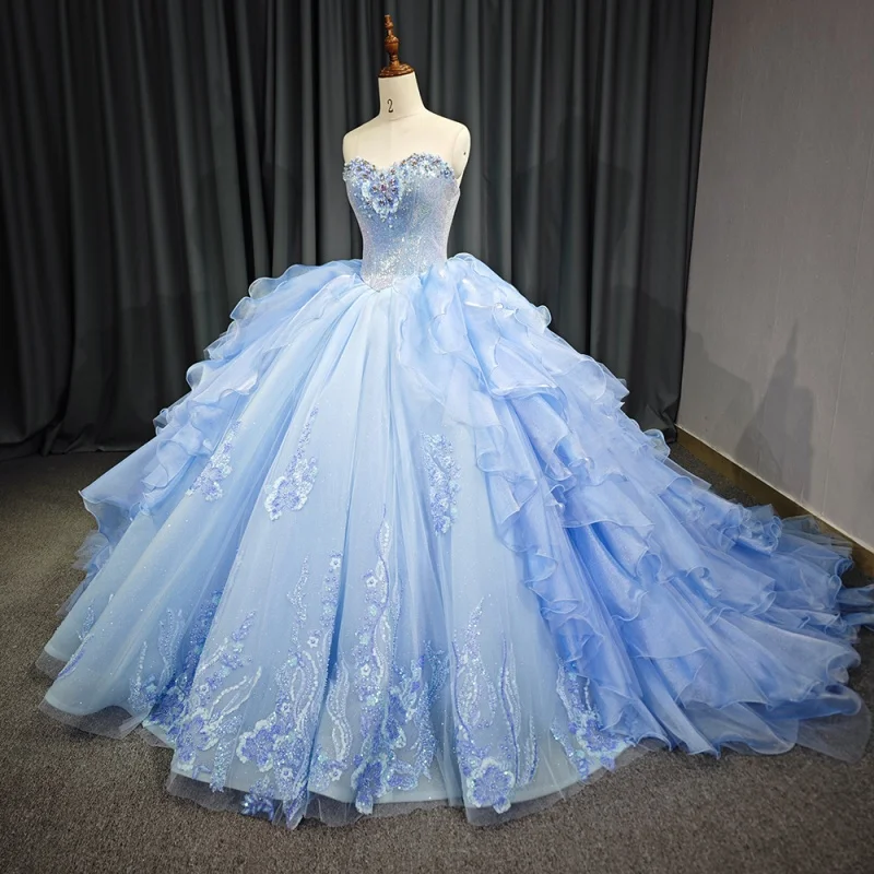 

Sky Blue Shiny Princess Quinceanera Dresses Sequin Appliqued Beads Tiered Tull Sweet 16 Dress Sweetheart Off Shoulder Ball Gown