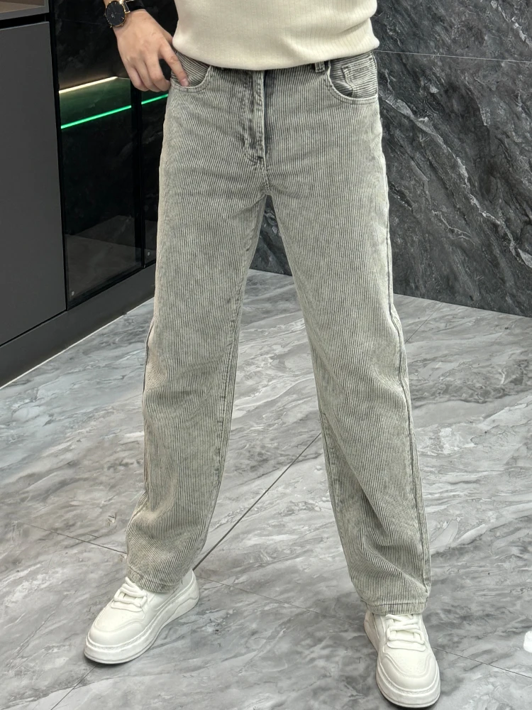 Washed Straight Leg Men's Jeans Comfortable Simple Design Winter Casual Pants Cotton Material mid Waist Zipper Closure