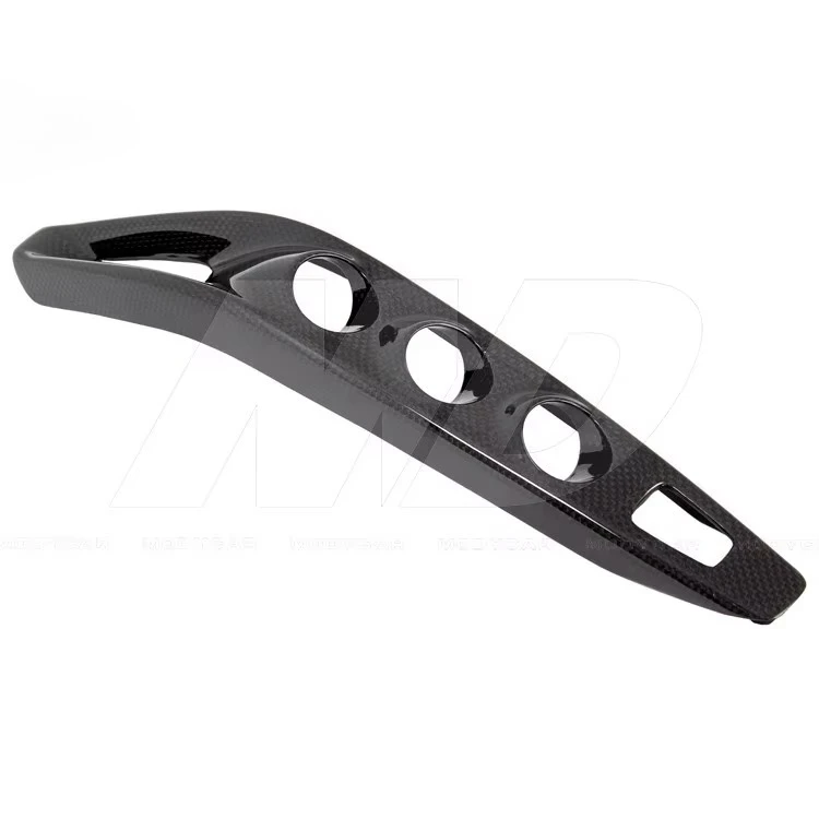 

Центр управления сухим углеродным волокном в стиле OEM (полосное переплетение) для Ferrari 812 на заказ 2017-2020 гг.