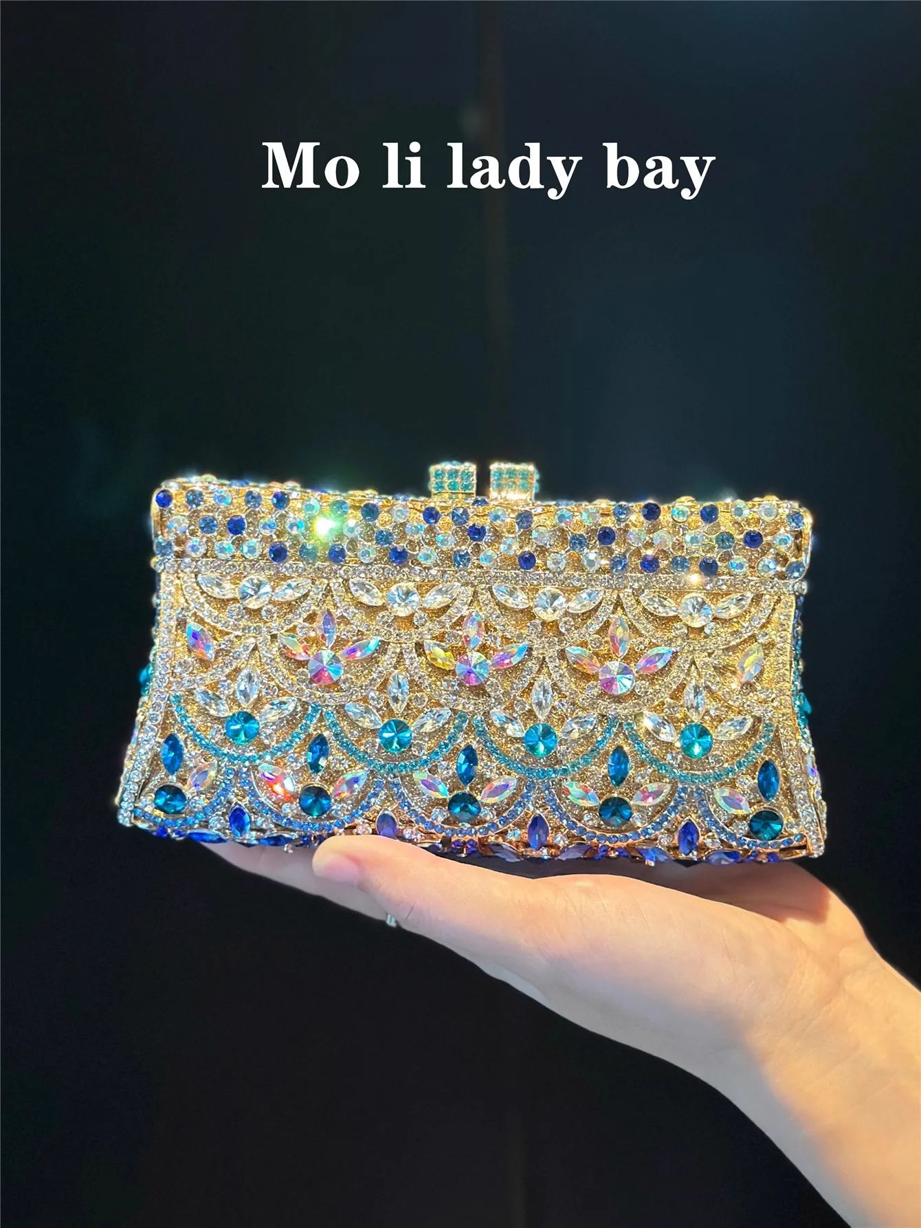

Luxury Glitter Diamond Metal Clutch Purse Women Handbag Wedding Party Banquet Bag Crystal Rhinestones Evening Bag Shoulder Bag