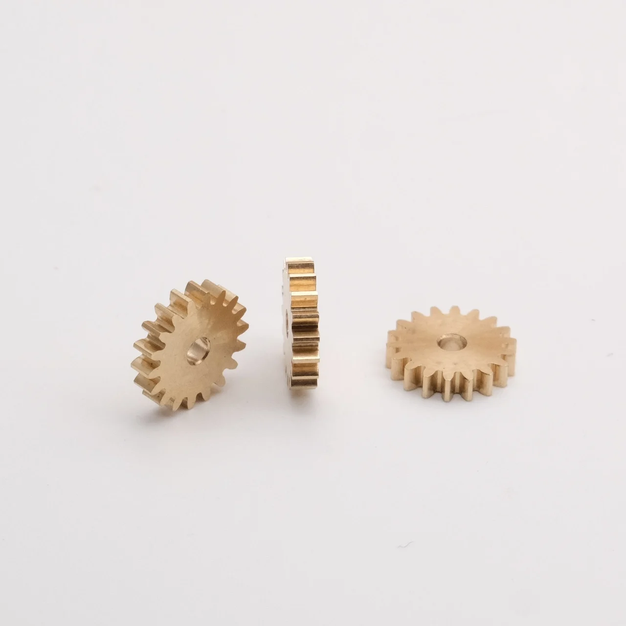 Precision 0.5M 18/20/22/24/25/26/28/30/32/36/40/44/50 Teeth Thickness 2mm Copper Small Gear 2/3/4/5mm Low Noise Model Wheel