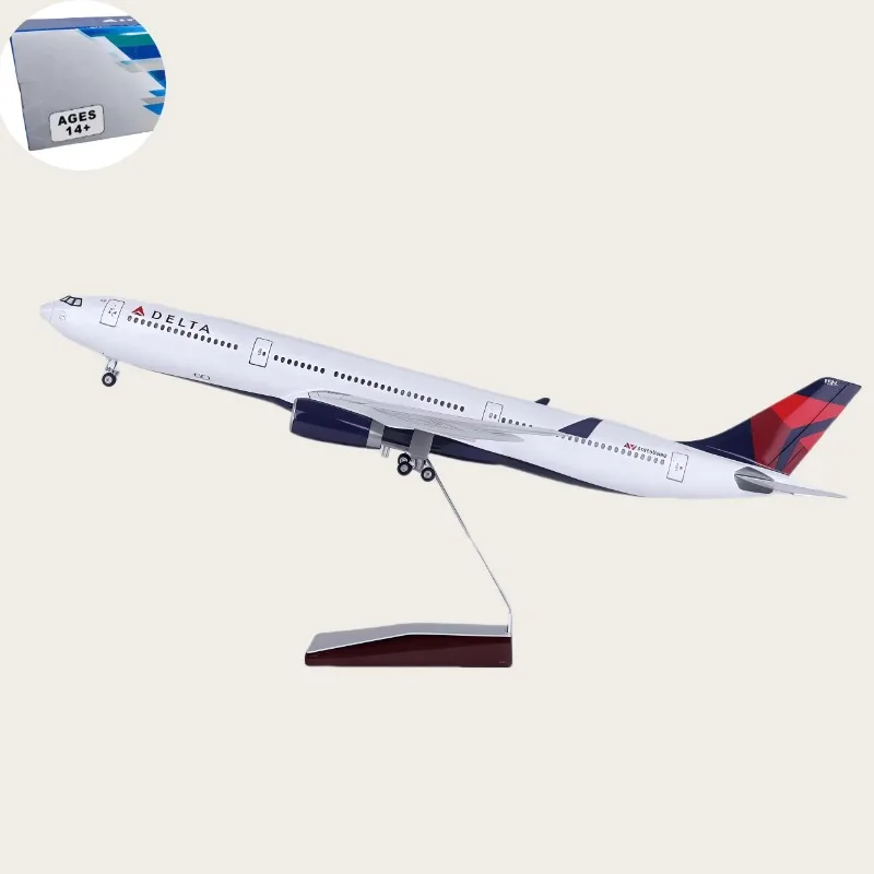 

1:135 Scale 47 Cm A330 Delta Air Lines Aircraft Model With Lights And Bottom Wheel Die-cast Collection Home Decor Display