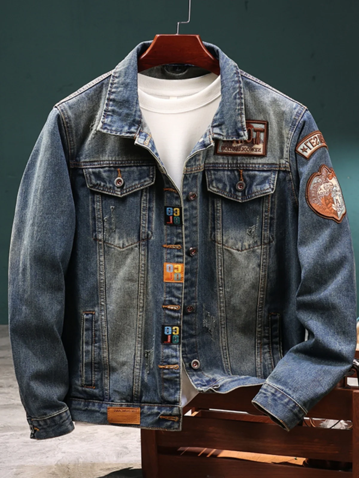 

Мужская джинсовая куртка весна-осень 2025 года, повседневная рабочая одежда, свободный крой, длинные джинсы-свеч с классическим воротником и одной пуговицей...