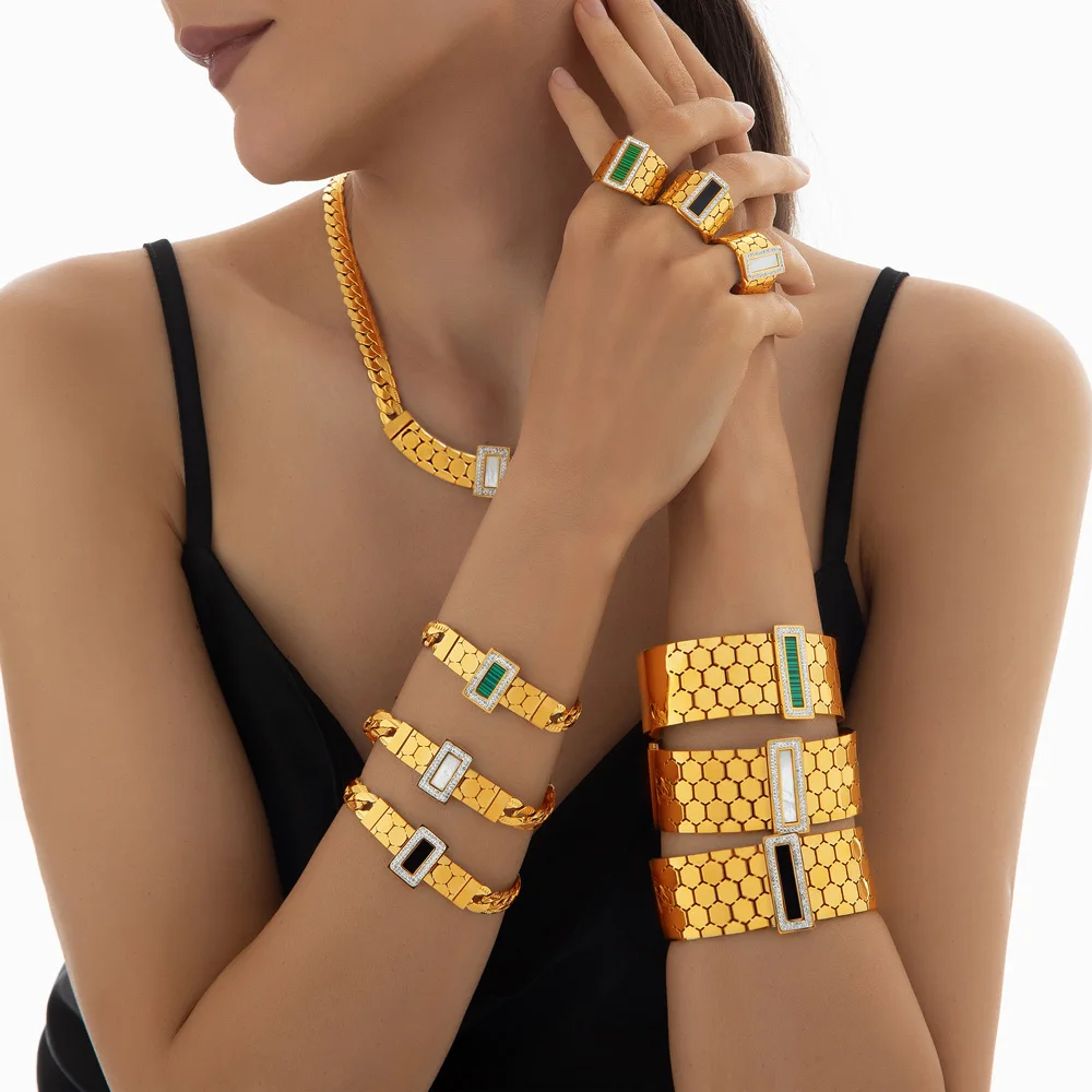 Light luxury titanium steel fashionable bracelets, bracelets, rings, earrings, necklaces, cocktail party anniversary jewelry