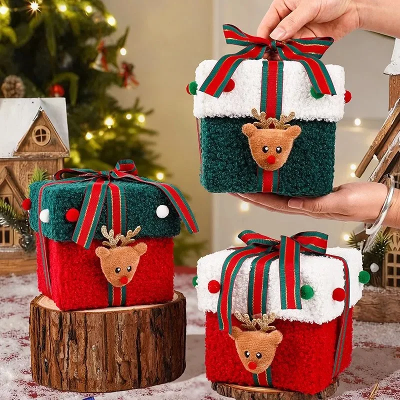 Handmade Christmas velvet gift box  candy box thickened and hardened Christmas Eve gift packaging photo props
