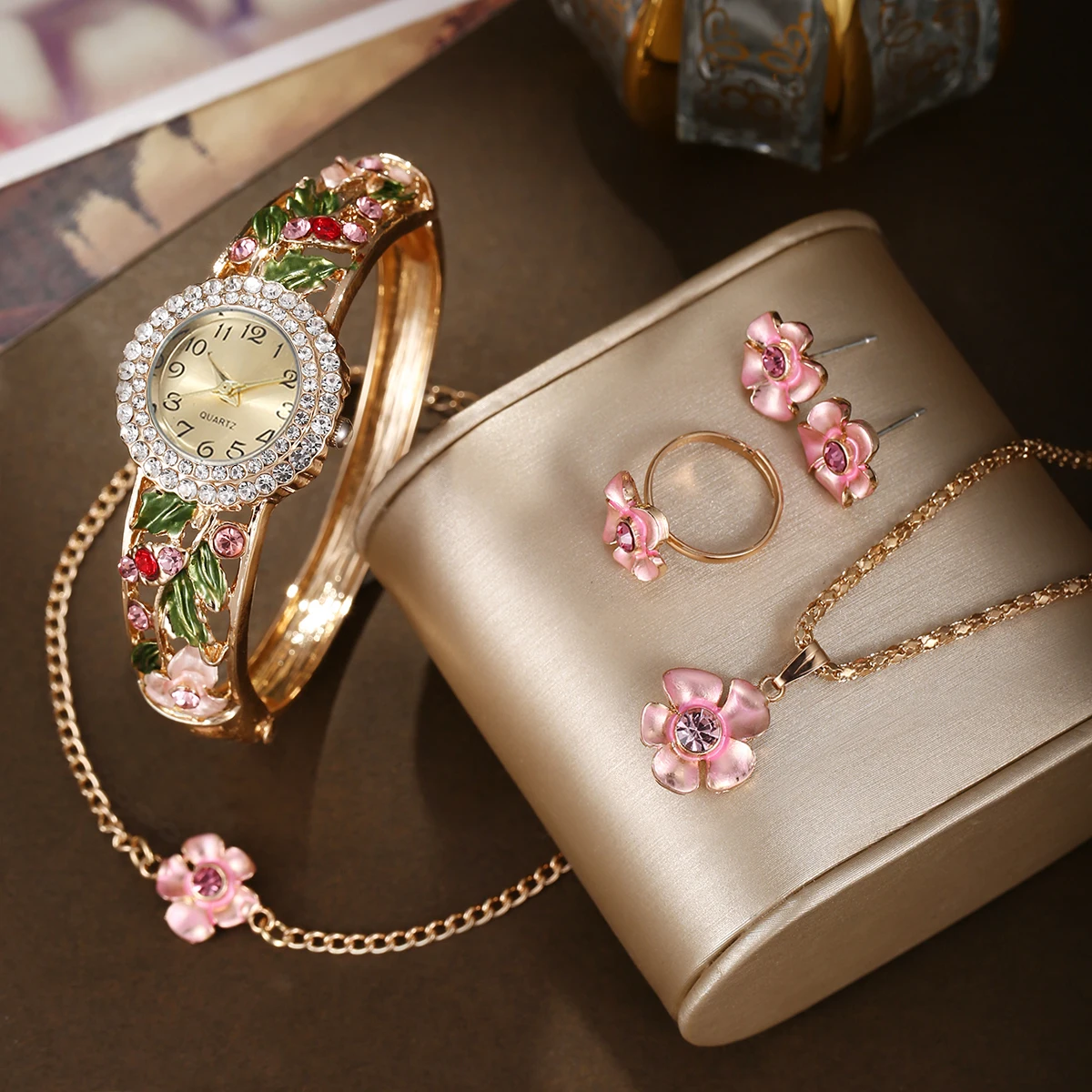 

6 шт. женские универсальные модные и элегантные часы + браслет + кольцо + серьги, праздничные подарки и подарки на день рождения