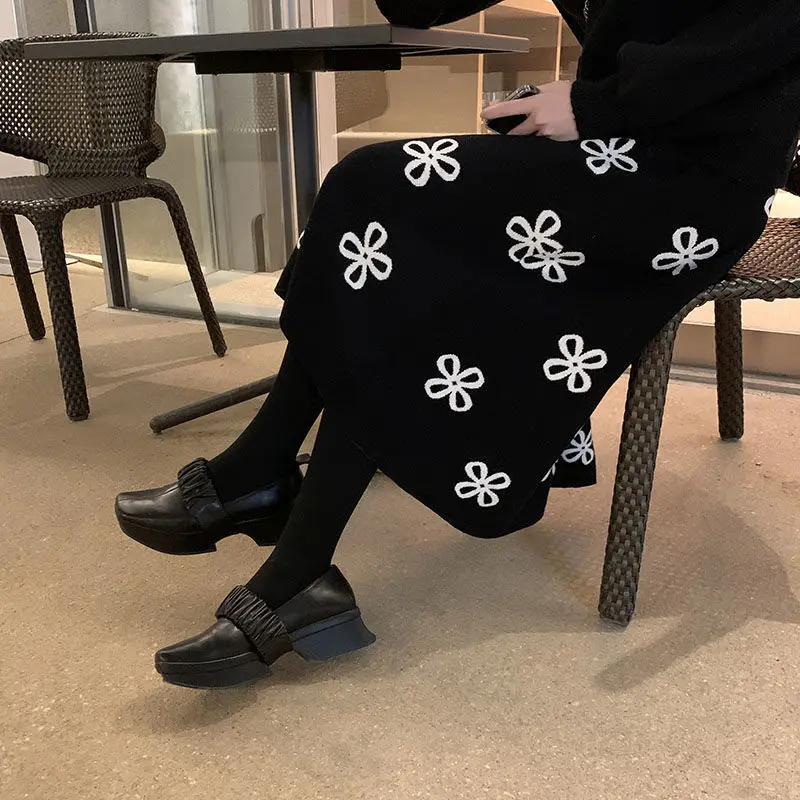 Vintage Floral Sweet Elegant Black Skirts Korean High Waist A-Line Faldas Mujer 2026 Autumn Knitted Sweater Skirt