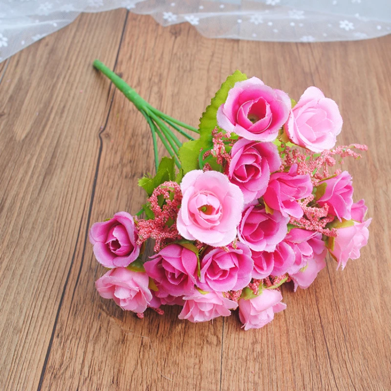 22CM Artificial Rose Home Dining Table Decoration Wedding Roadway Decoration Small Rose Bud Silk Flower Bundle