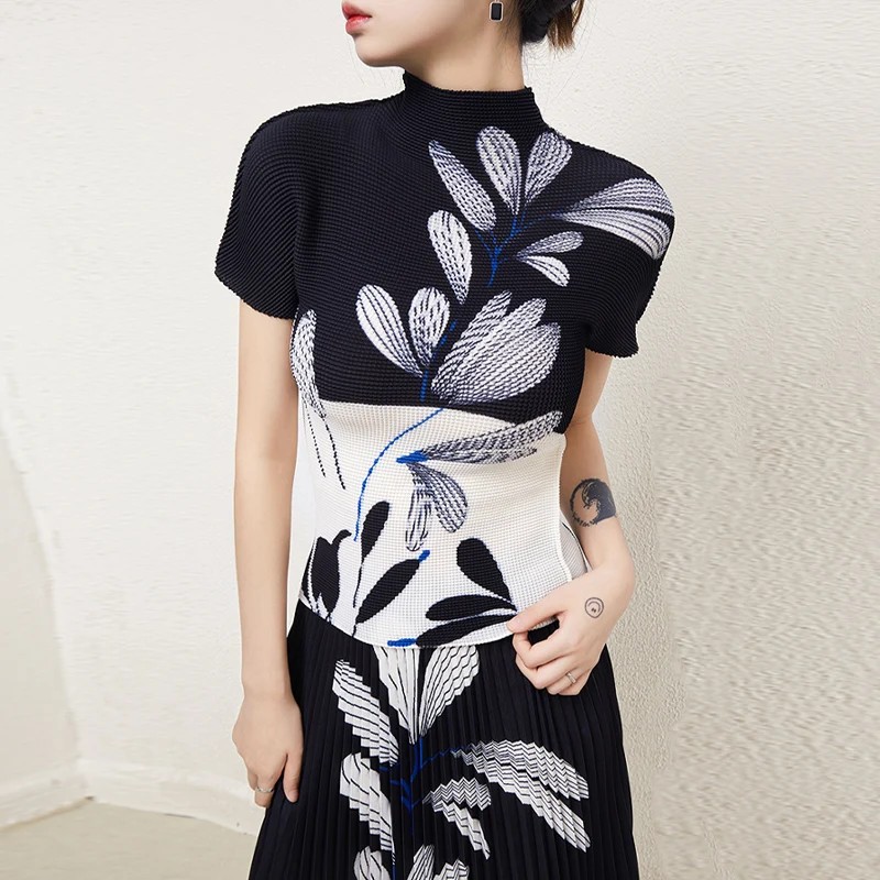 2025 الصيف موضة الطباعة مطوي مجموعة المرأة سليم الياقة المدورة تي شيرت بلوزات وتنورة طويلة قطعتين مجموعات #6