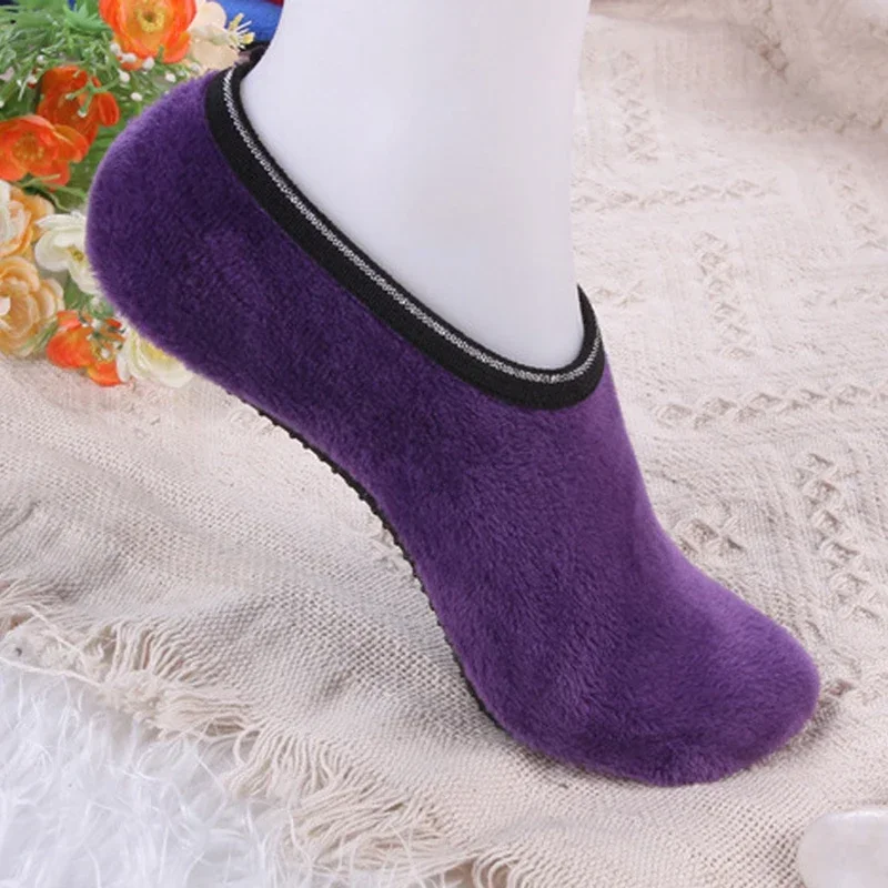 

Stocking Women Socks Stylish Women's Fuzzy Slippers Booties Warm And Cozy Non Slip Socks 1 Pair Ink Blue/Sapphire Blue