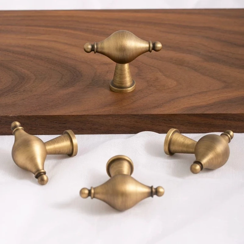 French Retro Single Hole Knobs Creative Brass Cabinet Door Handles Personalized Wardrobe Kitchen Drawer Shoe Cabinet Door Pulls