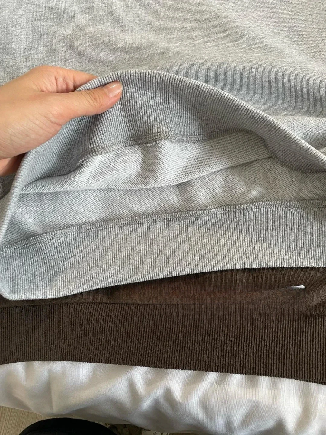 Disney Mickey Mouse dames sweat à manches longues coton col rond classique mode pull haut décontracté porter à l'intérieur et à l'extérieur