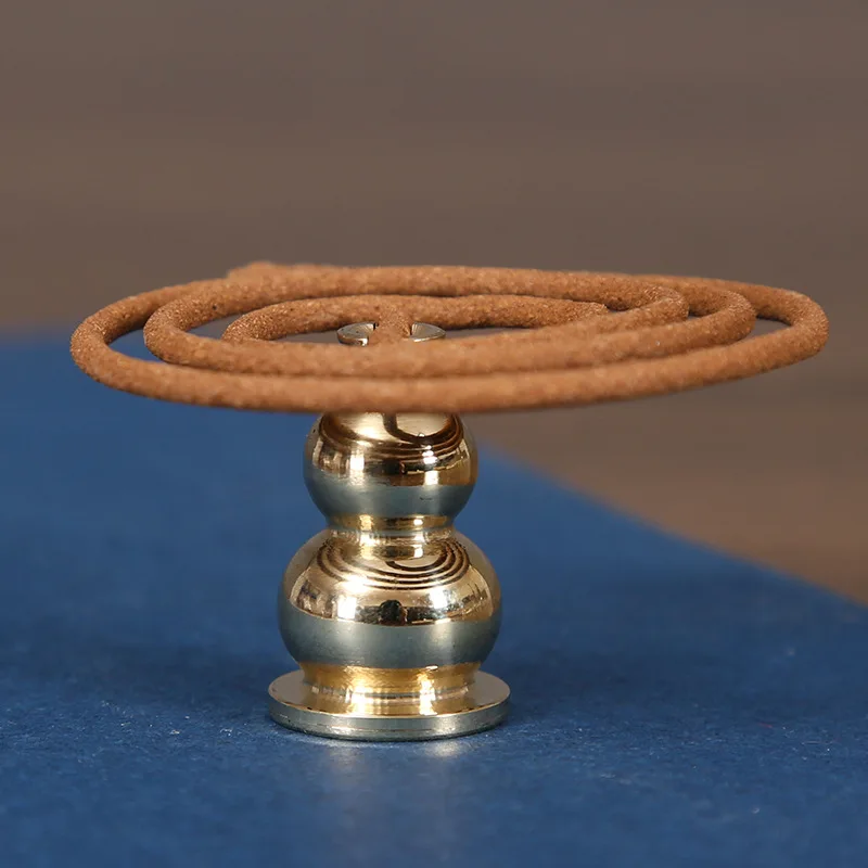 

Медный держатель для благовоний Tianxia, поднос для благовоний, поднос для благовоний, подставка для благовоний, латунное сиденье для благовоний, бытовой поднос с девятью отверстиями