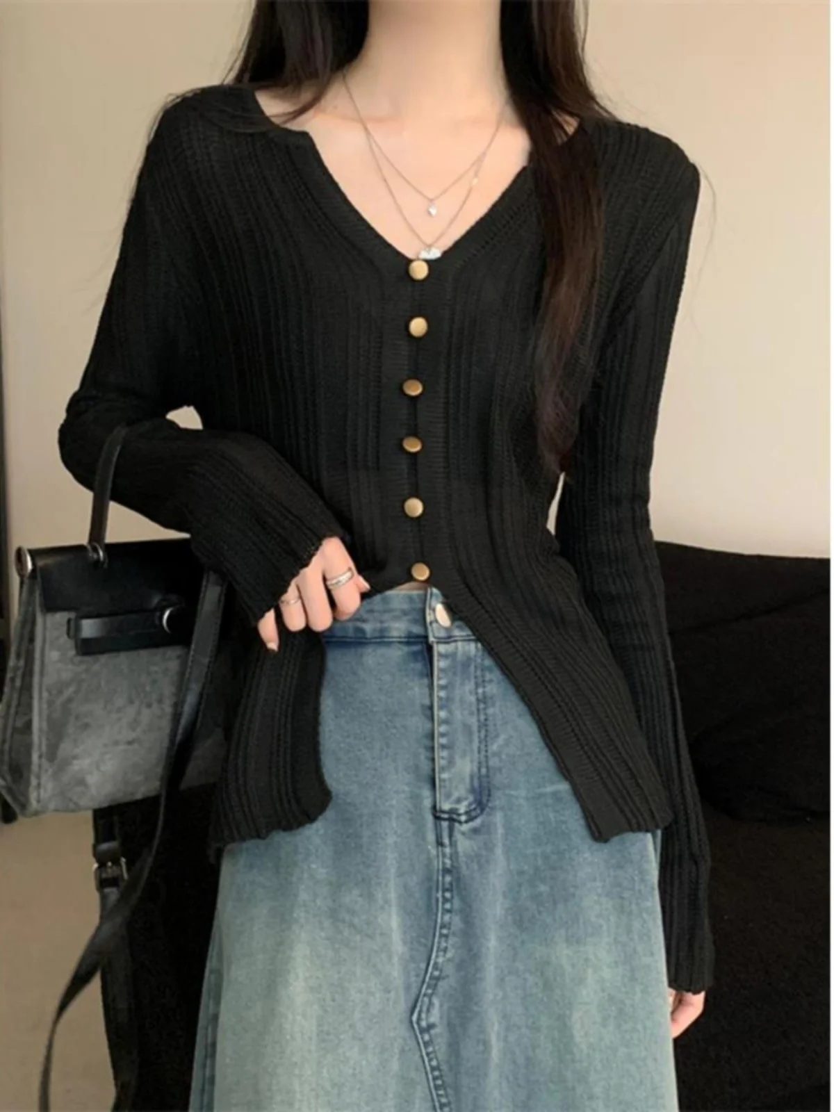 

Свитера Джемперы Кардиганы женские в стиле фанк из смеси мериноса с золотыми пуговицами Slim Fit красочный люрекс элегантный изысканный профессиональный сексуальный