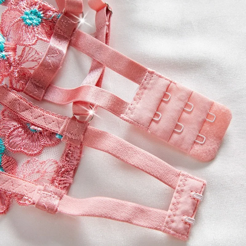 الوردي الأزهار ينغيرييس مثير الساخن بقماش شفاف التطريز الصدرية وجيزة الملابس الداخلية النسائية رغبة نقية العشير انظر من خلال الملابس الداخلية