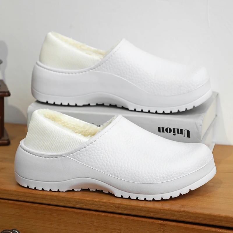 Men's Big-Toe Slippers Winter Fleece-Lined Warm Waterproof Cotton Slippers Men's Soft-Soled Non-Slip Toe-Cap Cotton Shoes with Heel