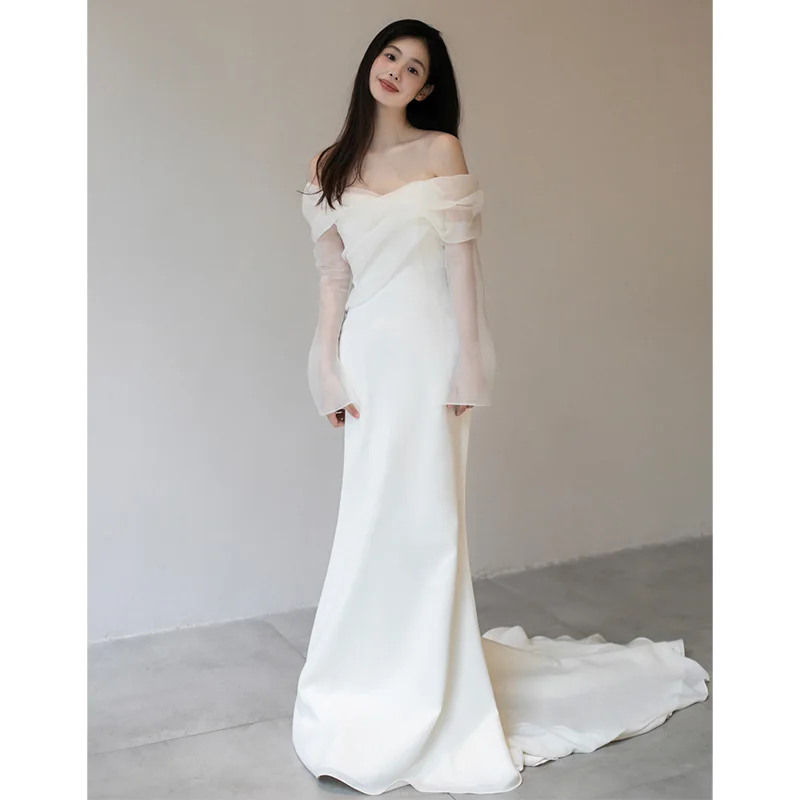 2025 Summer New One Shoulder Satin Light Wedding Dress French Travel Photography Bridal Temperament Simple and Slim Fit Dress