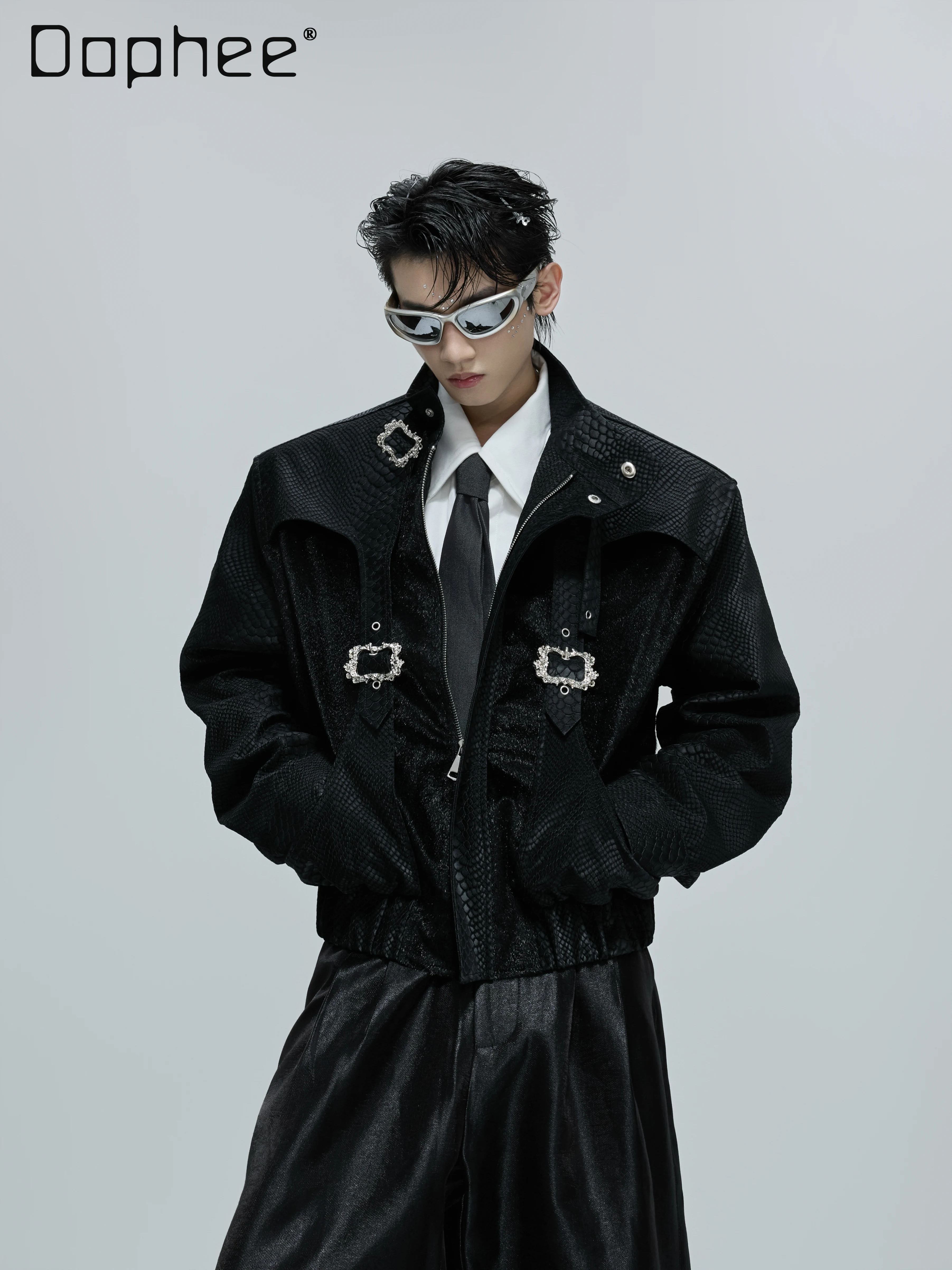 

2025 New Men's Snake Pattern Scales White Short Tree Paste Leather Jacket Stand Collar Mohair Splicing Design Black Jacket