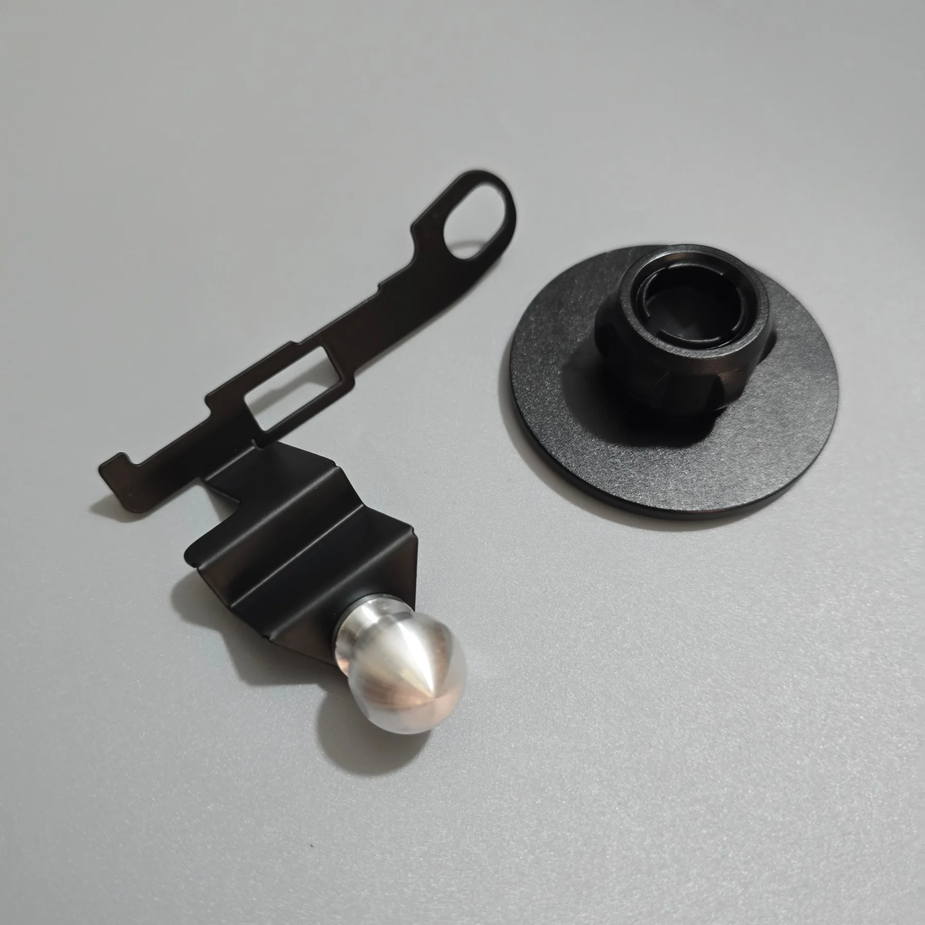 OEM+ Design Magnetische Handyhalterung Montage-Kits für BMW 1er 2er Serie F20 F21 2012-2019 F22 F23 F87 LHD 2014-2021 – Detail 8