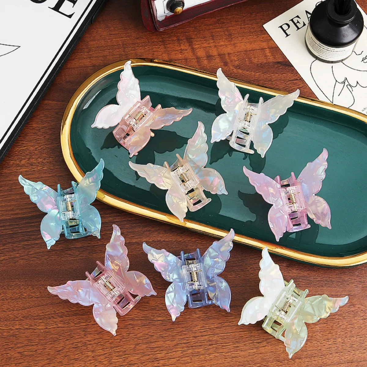 7cm Pearlescent Butterfly Hair Claw For Women Korean Style Acetic Acid Gripper Elegant Sweety Colorful Shark Hair Gripper 1pc